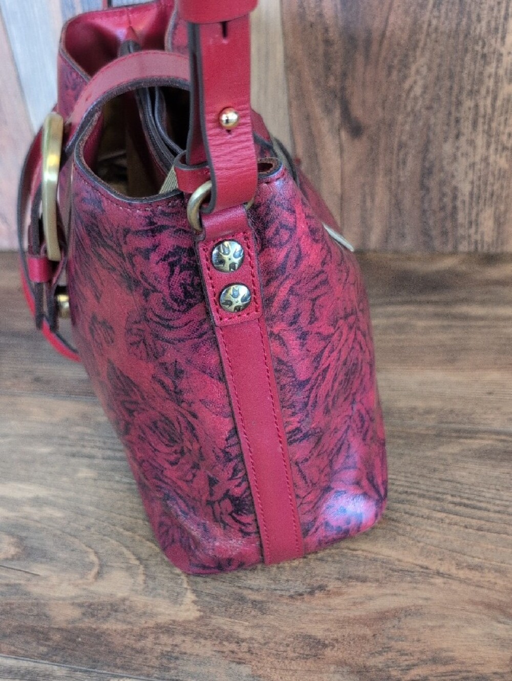 Patricia Nash Irving Leather Floral Etched Rose Crossbody M397 - Picture 5 of 16